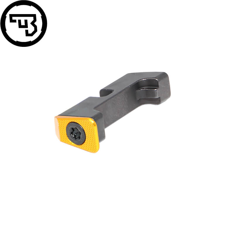 CZ P-10 alu zatrzask magazynka