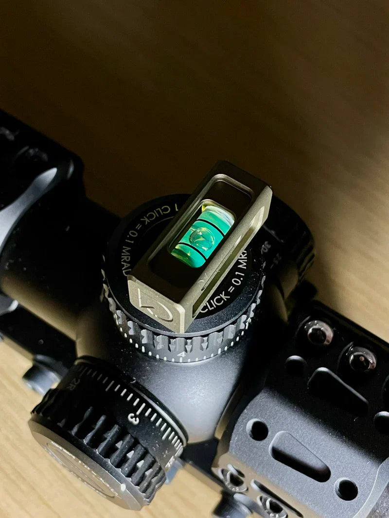 Poziomica do lunety | magnetyczna