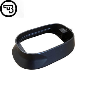 CZ P-10C lejki magazynka